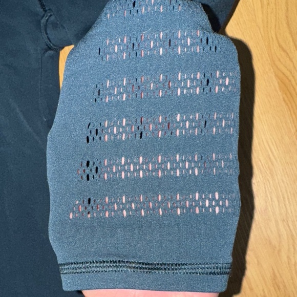 Lululemon size 4 dark teal blue green Athletica crop yoga Leggings - Picture 6 of 11